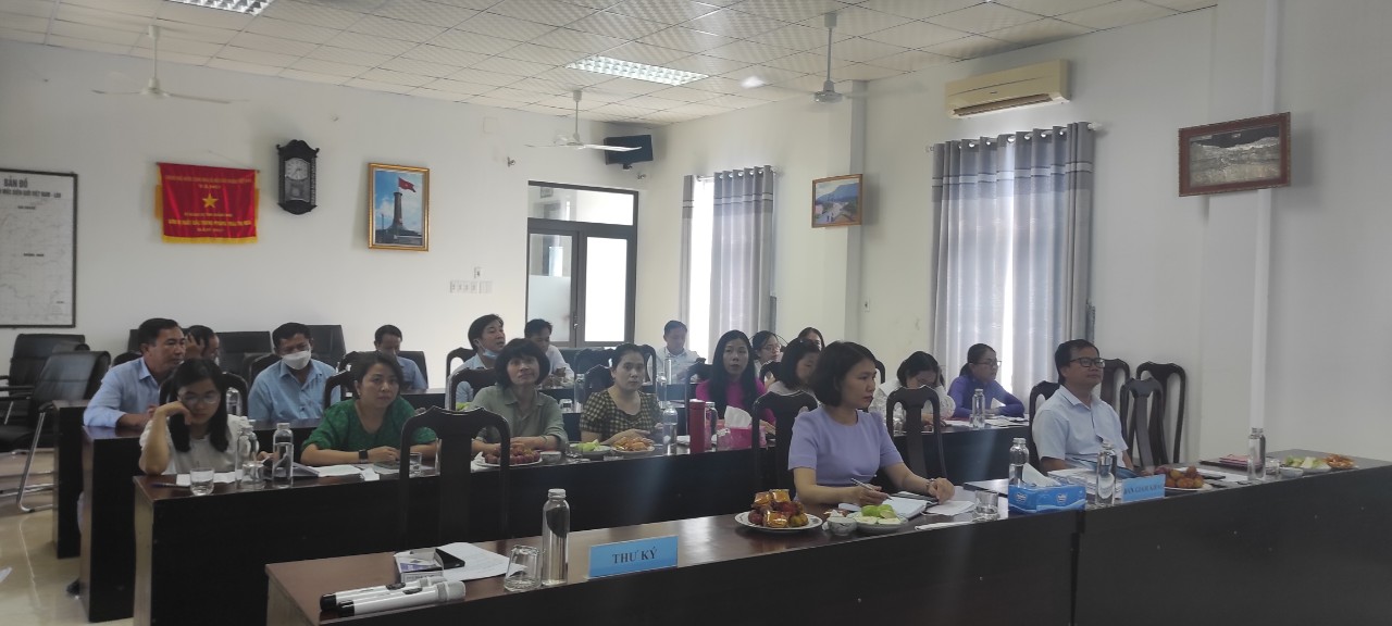 Chi bộ Sở Ngoại vụ tổ chức buổi sinh hoạt chuyên đề Kỷ niệm 132 năm ngày sinh Chủ tịch Hồ Chí Minh (19/5/1890-19/5/2022) và quán triệt Kết luận số 21-KL/TW ngày 25/10/2021 của Ban Chấp hành Trung ương