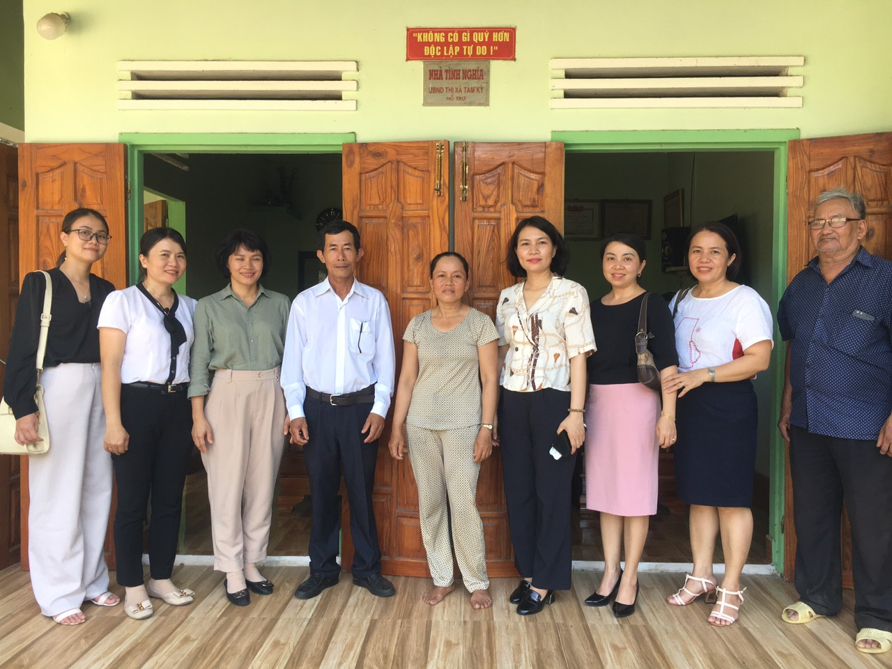 Sở Ngoại vụ tổ chức nhận phụng dưỡng Mẹ Việt Nam anh hùng