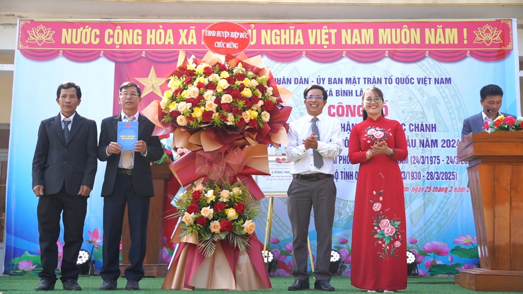 Lễ công bố thôn Ngọc Chánh xã Bình Lâm đạt chuẩn NTM kiểu mẫu năm 2024